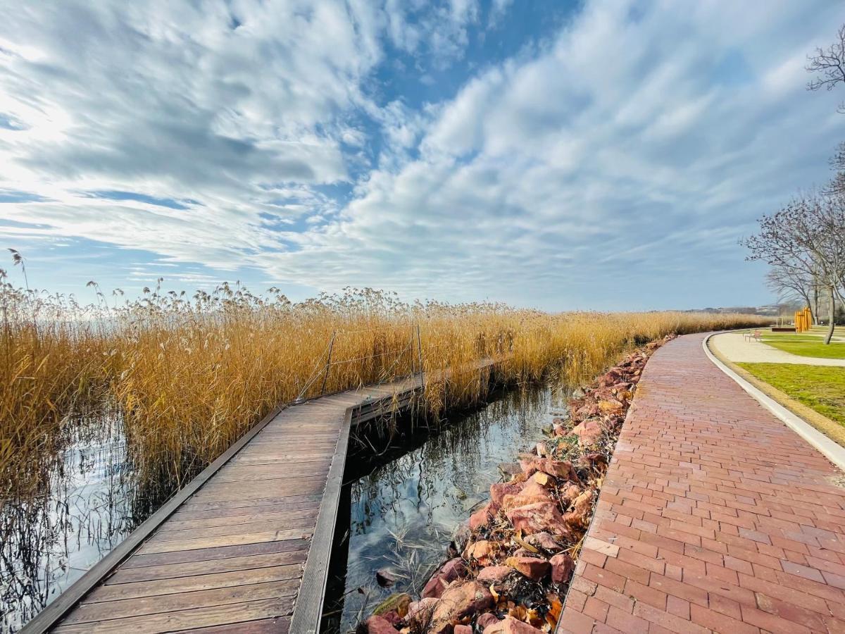 Fisher'S Deluxe Apartments Balatonfured Bagian luar foto