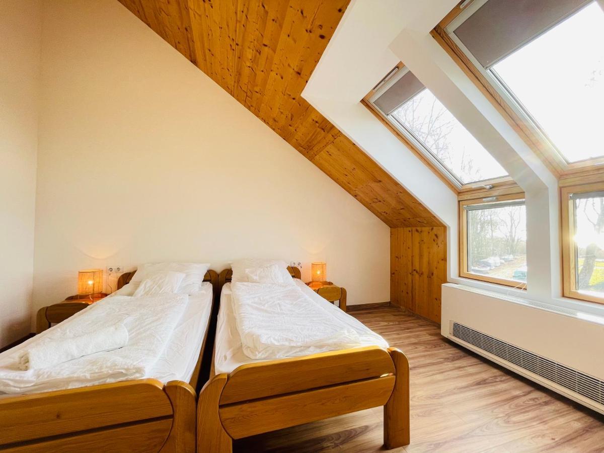 Fisher'S Deluxe Apartments Balatonfured Bagian luar foto